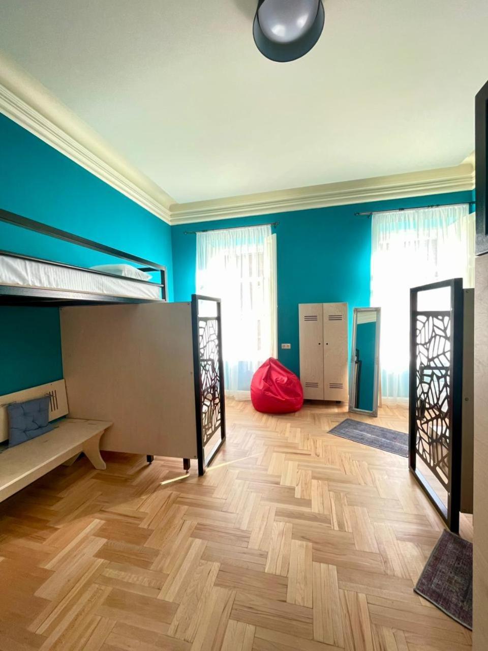 Communa Good Vibes Tiflis Dış mekan fotoğraf