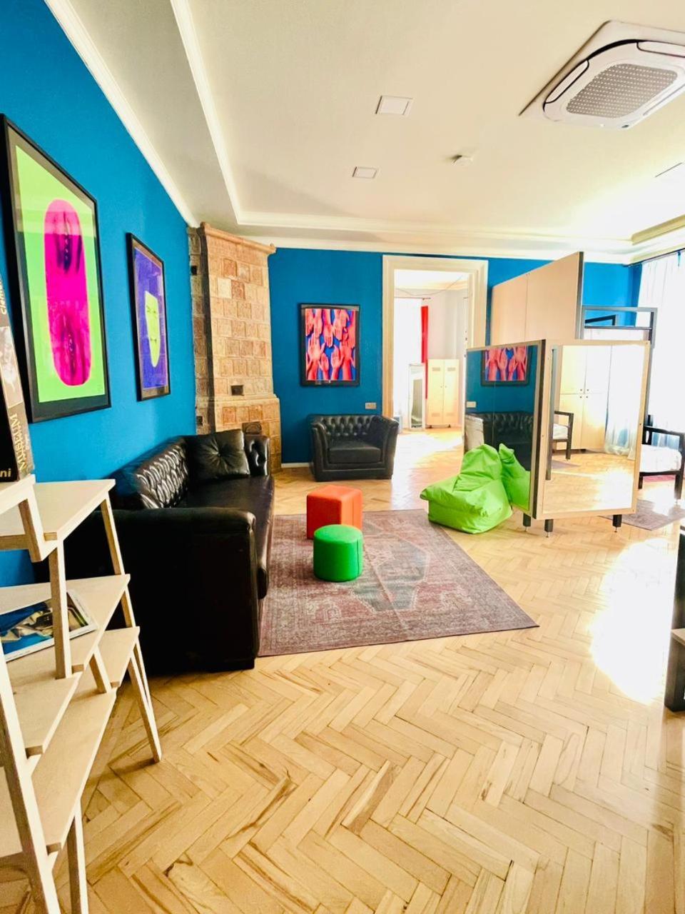 Communa Good Vibes Tiflis Dış mekan fotoğraf